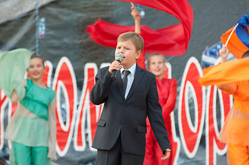 Image showing Danila Potapenko sing a song
