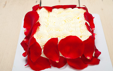 Image showing whipped cream mango cake