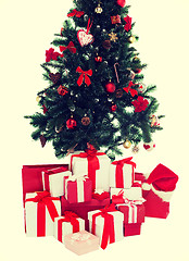 Image showing christmas tree and presents