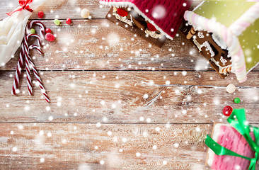 Image showing closeup of beautiful gingerbread houses at home