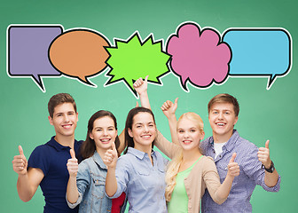 Image showing group of smiling teenagers with text bubbles