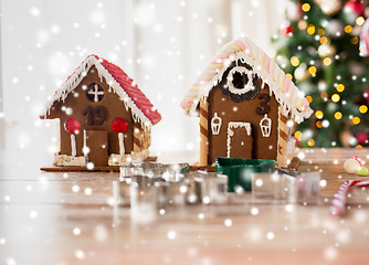 Image showing closeup of beautiful gingerbread houses at home