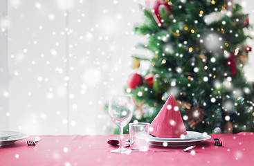 Image showing room with christmas tree and decorated table