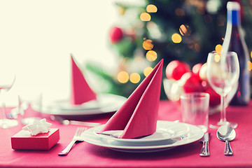 Image showing room with christmas tree and decorated table