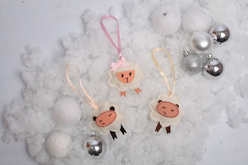 Image showing Funny Christmas sheep and balls