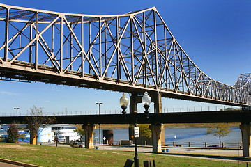 Image showing Bridge over Mississippi River in St. Louis