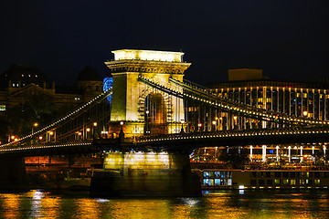 Image showing The Szechenyi Chain Bridge in Budapest