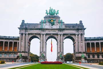 Image showing Triumphal Arch in Brussels