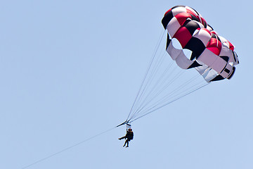 Image showing Parasailing 