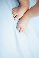 Image showing Baby legs