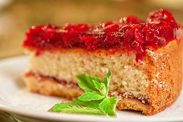 Image showing cake with berry's