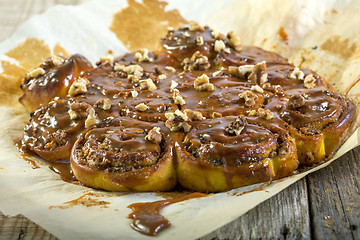 Image showing Pumpkin buns with salted caramel.