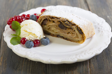 Image showing Strudel with apples.