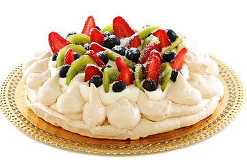 Image showing Pavlova dessert berries.