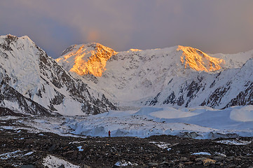 Image showing Inylcheck glacier on early morning