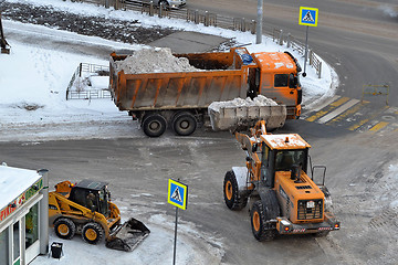 Image showing Cleaning of snow by means of special equipment.