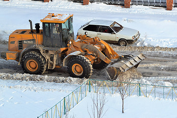 Image showing Cleaning of snow by means of special equipment.