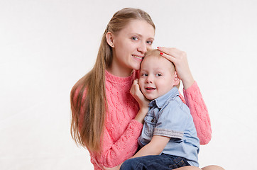 Image showing Young mother and three year old son