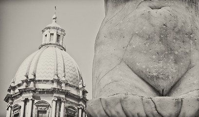 Image showing Statue of shame in pretoria square. Palermo