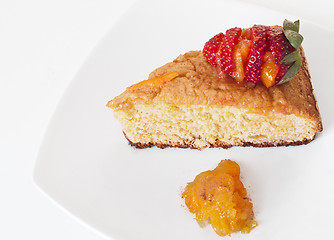 Image showing Orange Cake with Strawberry