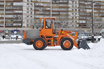 Image showing Cleaning of snow by means of special equipment.