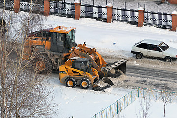 Image showing Cleaning of snow by means of special equipment.