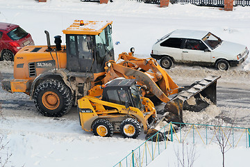 Image showing Cleaning of snow by means of special equipment.