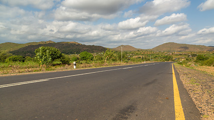 Image showing The road from Harar to Jigjiga