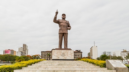 Image showing Statue of Samora Moisés Machel at Independence  Square