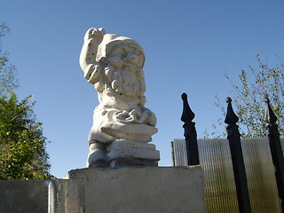 Image showing statue-dwarf