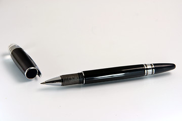 Image showing luxury pen