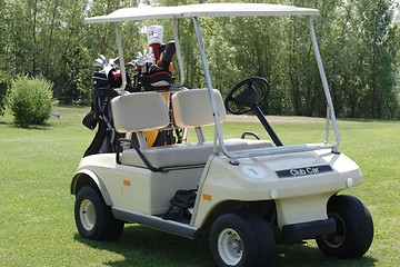 Image showing Golf cart in golf course