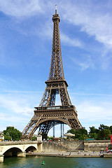 Image showing Eiffel tower and river Seine in Paris, France