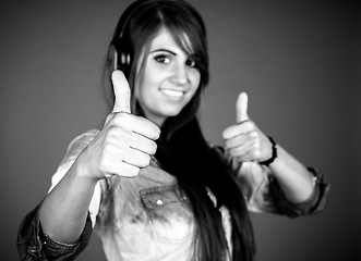 Image showing Woman showing thumbs up