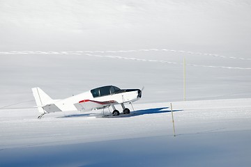 Image showing Snowplane