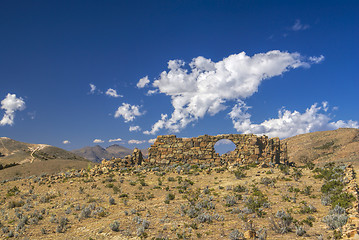 Image showing Ruins on Ilsa del Sol