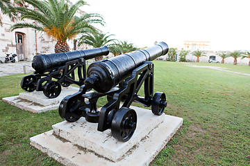 Image showing Bermuda Fort Canons