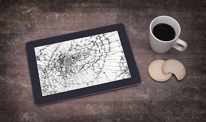 Image showing Tablet computer with broken glass