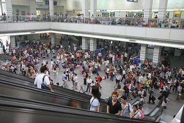Image showing Crowded Chinese train station