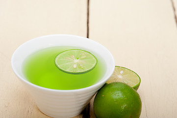 Image showing green lime lemonade 