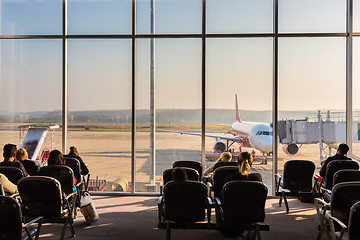 Image showing Passengers waiting on the airport.