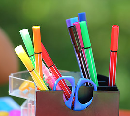 Image showing Colored marker pens 