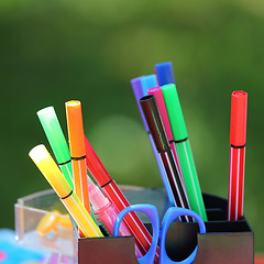 Image showing Colored marker pens 