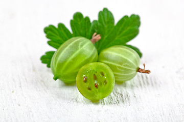 Image showing gooseberries with leaves