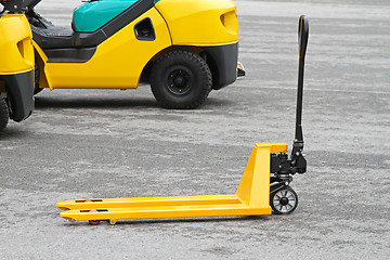 Image showing Manual pallet jack