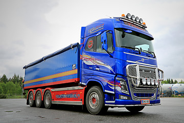 Image showing Volvo FH16 Platform with Truck Mounted Crane