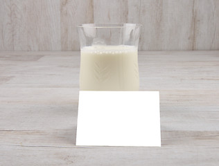 Image showing Milch im Glas