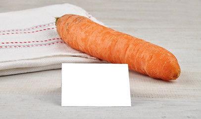 Image showing Carrot and card