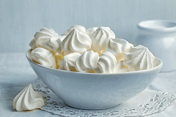 Image showing meringue cookies