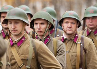 Image showing Unidentified soldiers in row